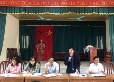 TS.BS Tạ Quang Huy – Chi cục trưởng Chi cục DS-KHHGĐ Hà Nội chủ trì tại buổi tọa đàm