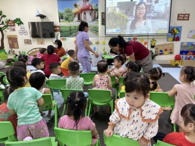 Trung Tâm Y tế quận Nam Từ Liêm tổ chức khám khiếm thính cho trẻ em góp phần nâng cao chất lượng dân số