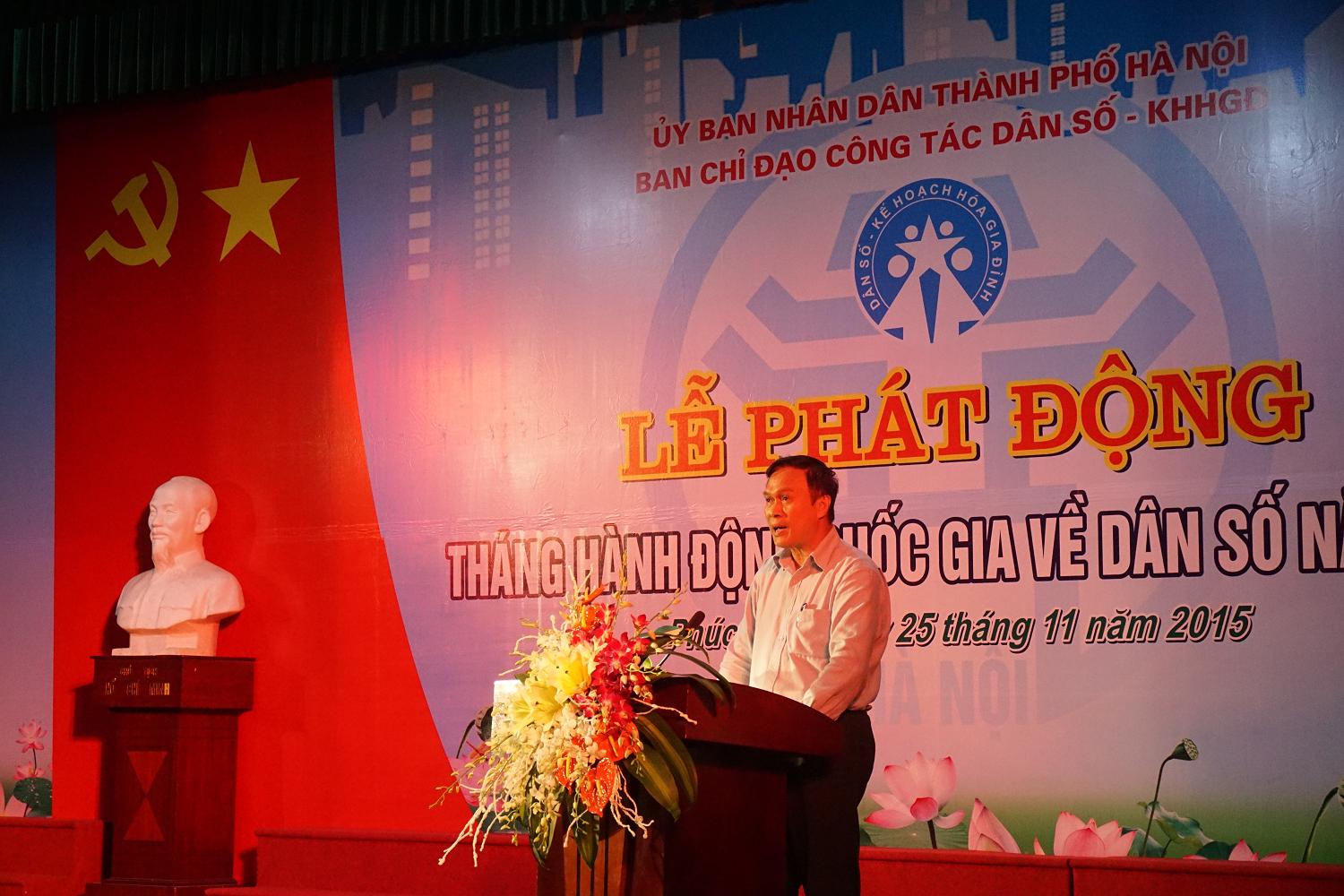 Đ/c Hồ Chí Hùng - Phó Tổng cục trưởng Tổng cục DS-KHHGĐ phát biểu tại Lễ phát động Tháng hành động Quốc gia về Dân số 