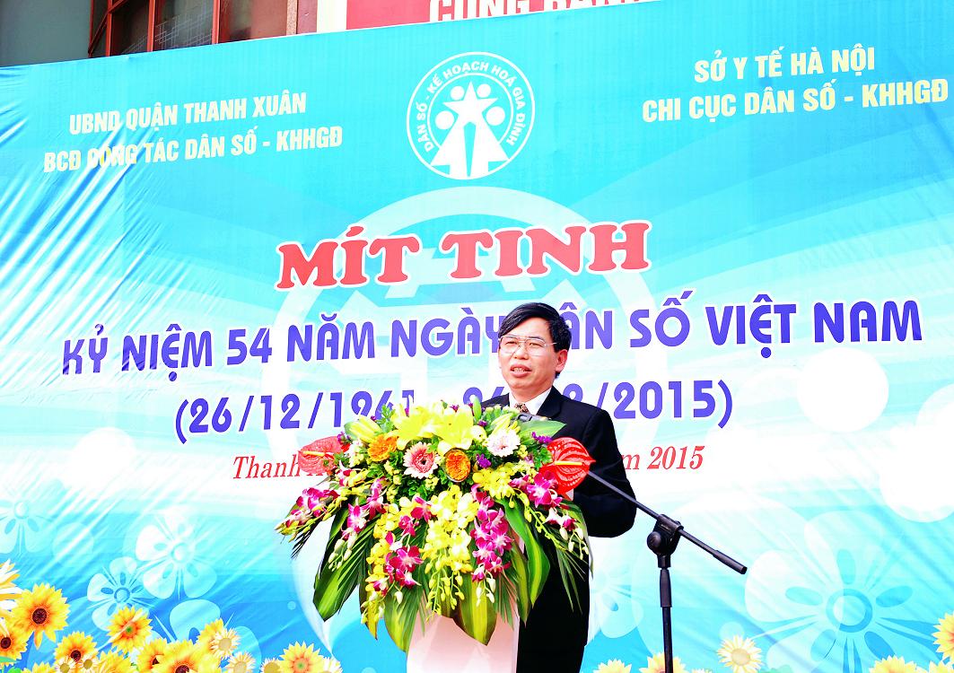 Đ/c Tạ Quang Huy – Chi cục trưởng Chi cục Dân số - KHHGĐ Hà Nội phát biểu chỉ đạo tại buổi lễ