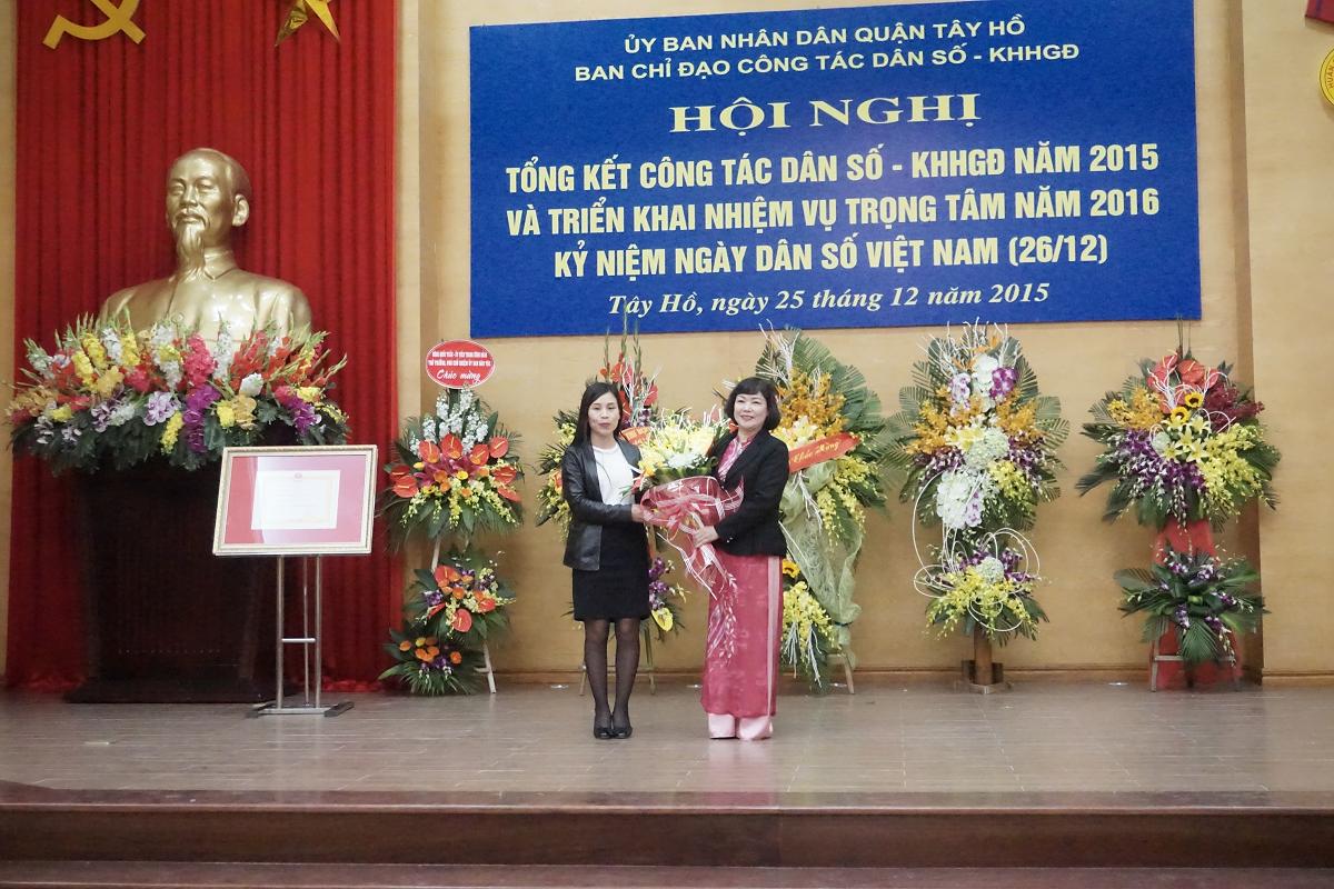 Ths.Bs Nguyễn Minh Xuân – Phó chi cục trưởng Chi cục DS - KHHGĐ thành phố phát biểu chỉ đạo tại Hội nghị