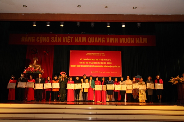 Quận Hai Bà Trưng Mít Tinh Kỷ Niệm Ngày Dân Số Việt Nam (26/12)