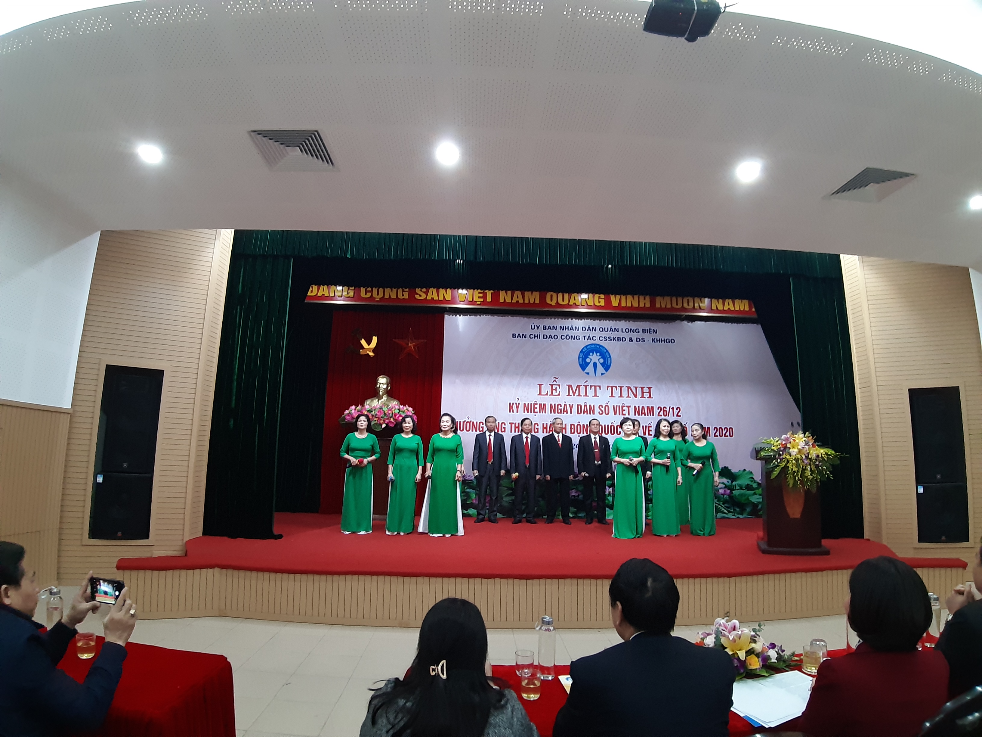 Long Biên tổ chức Lễ Mít tinh kỷ niệm ngày Dân số Việt Nam 26/12 Hưởng ứng Tháng hành động quốc gia về Dân số năm 2020