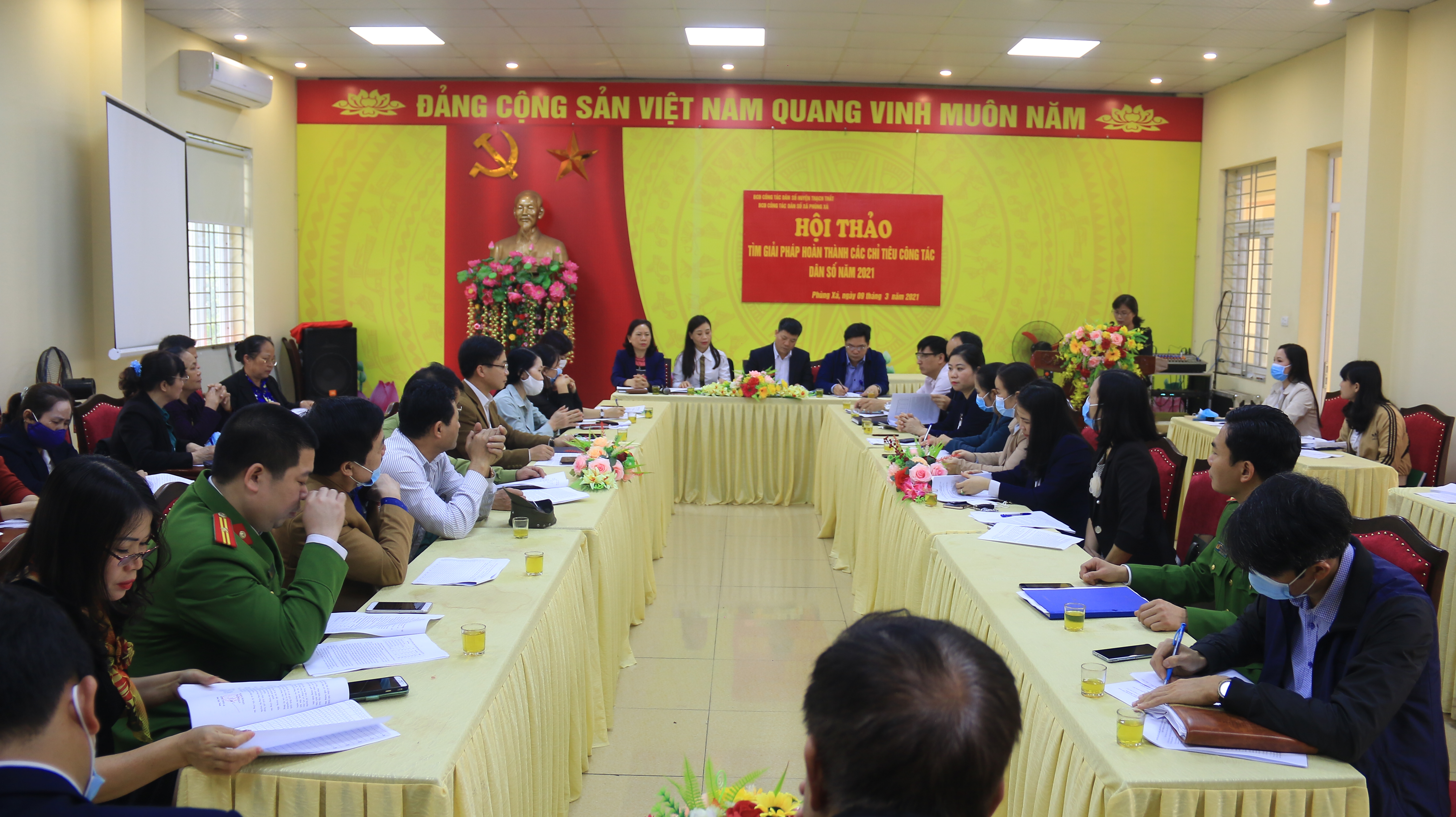 Thạch Thất tổ chức Hội thảo tìm giải pháp hoàn thành các chỉ tiêu công tác  DS - Chi cục Dân số - Kế hoạch hóa gia đình Hà Nội