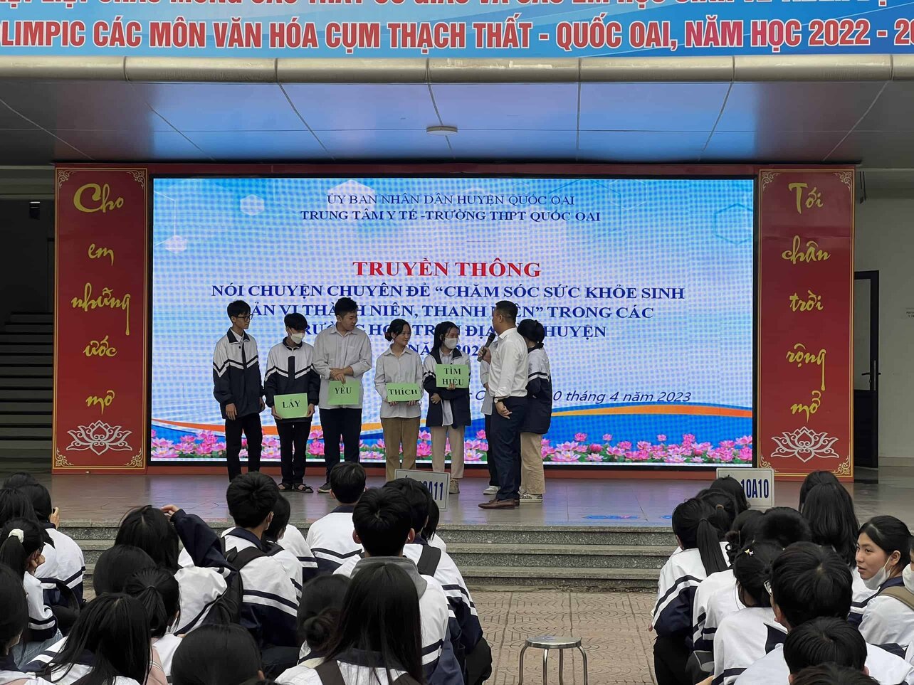Truyền thông, nói chuyện chuyên đề về sức khỏe sinh sản cho các em học sinh trường THPT Quốc Oai và trường THCS Thị trấn