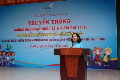 Hội LHPN TP Hà Nội truyền thông ngày quốc tế trẻ em gái 11/10